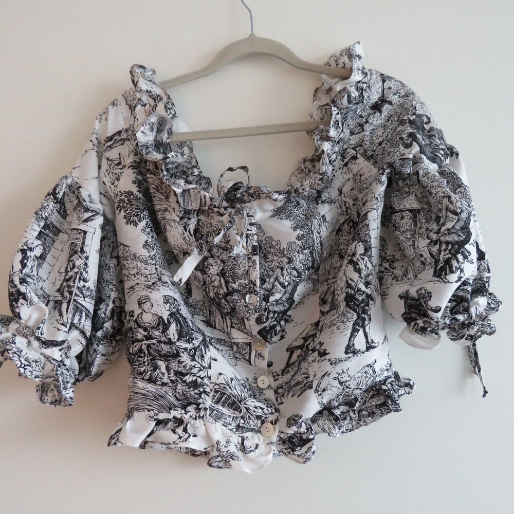 Off-Shoulder Floral Print Blouse White/Black